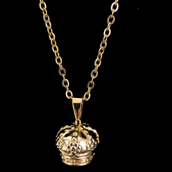 Crown Stainless Steel Pendant with Chain - Picture 1 of 5